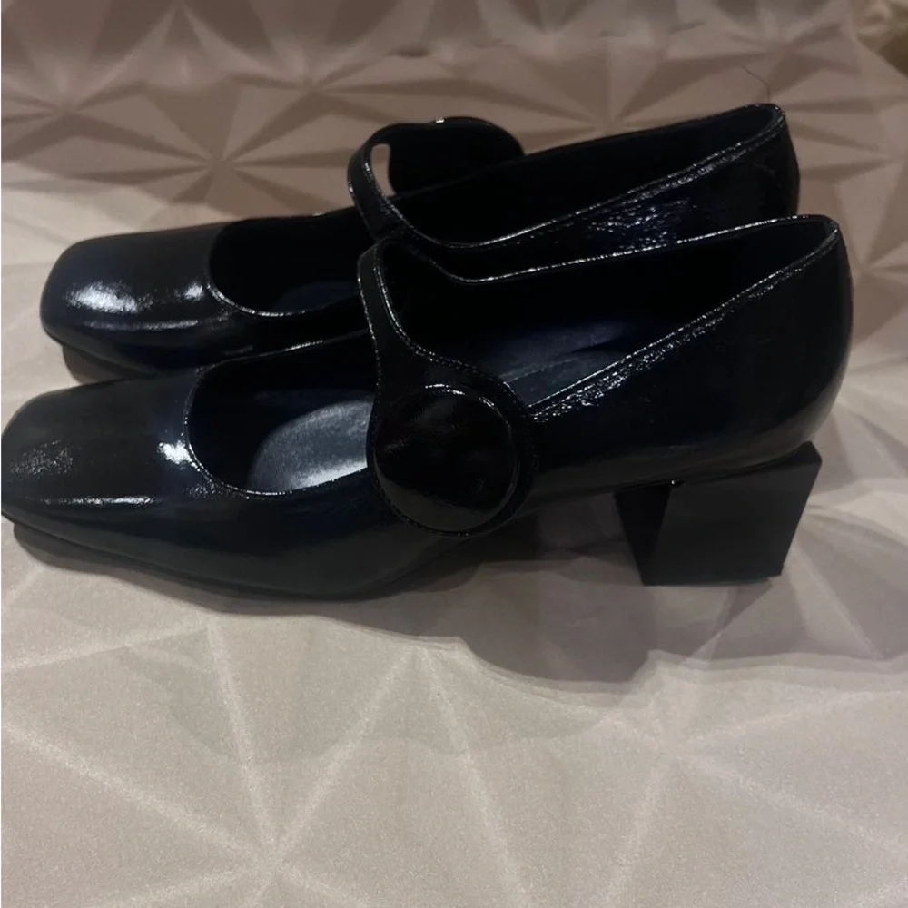 AGL Shiny Black Mary Jane Flats leather made in Italy size EU 40